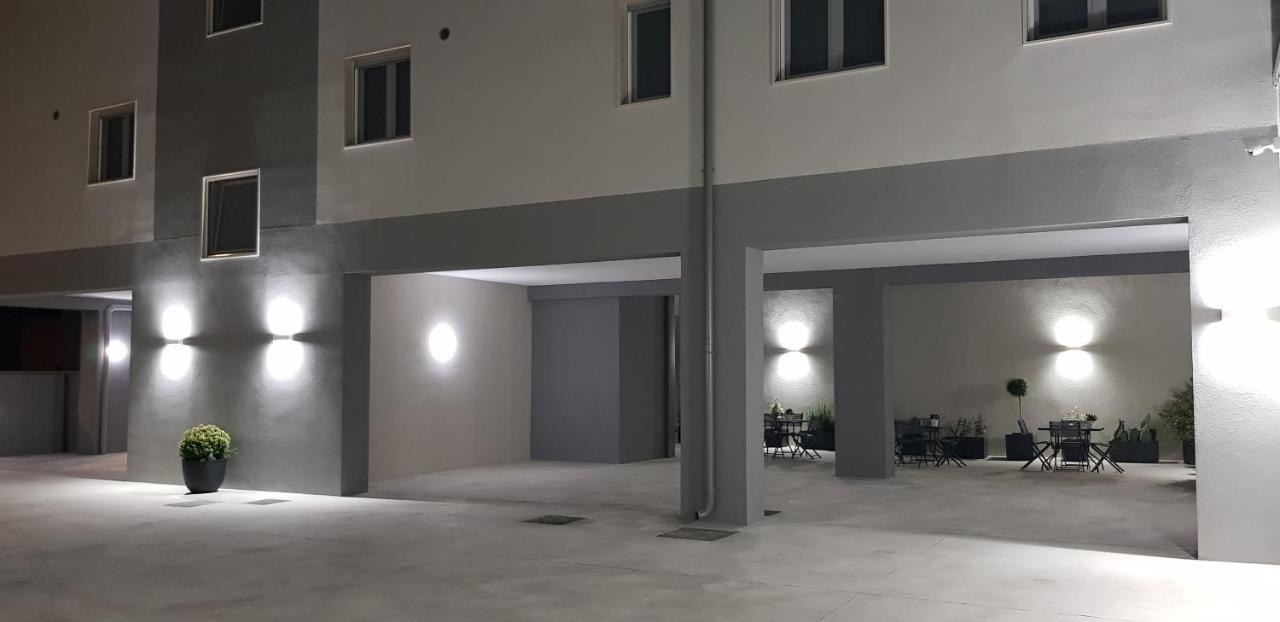 Casa Mimi Aparthotel Матера Екстер'єр фото